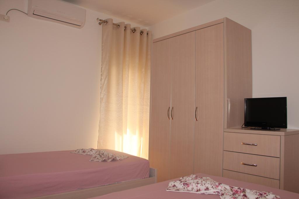Kristi Apartments Саранда Екстер'єр фото
