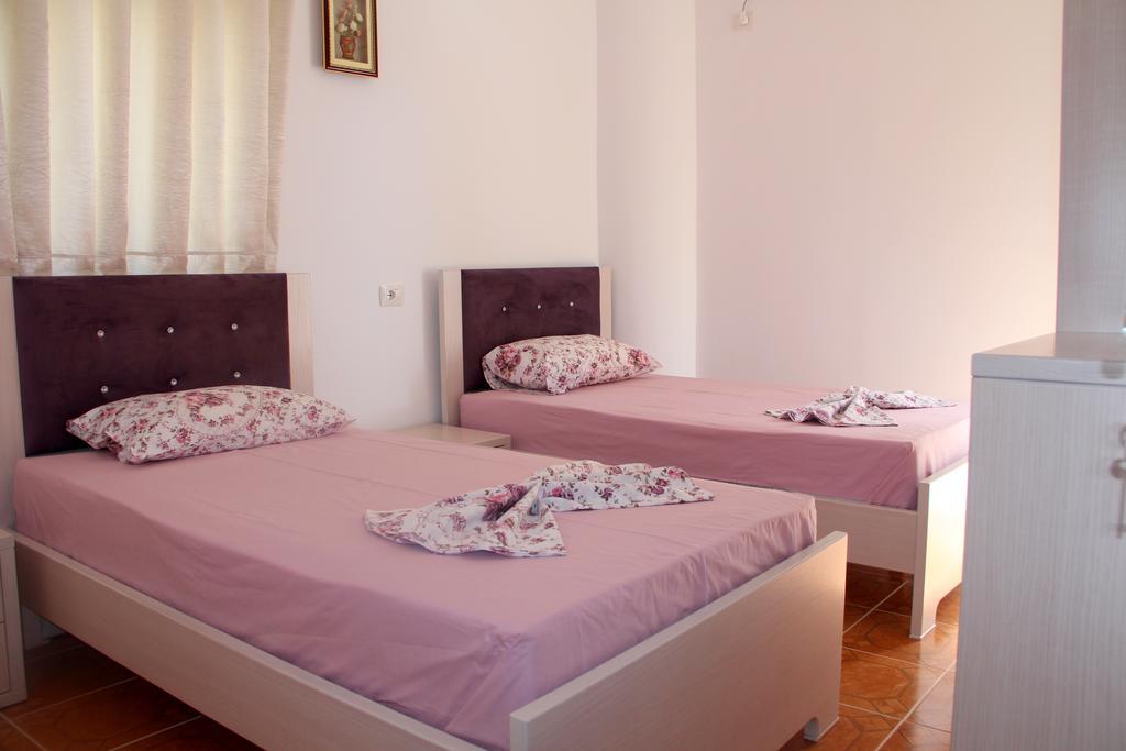 Kristi Apartments Саранда Екстер'єр фото